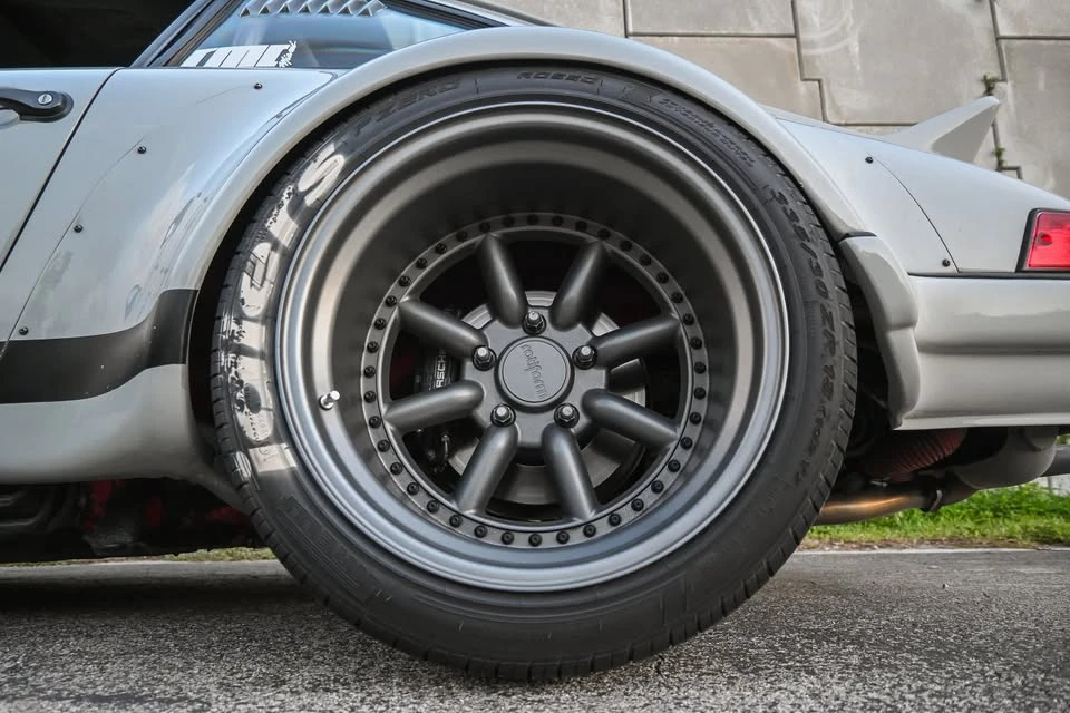 1989 Porsche 964 Carrera - Image 5 of 17