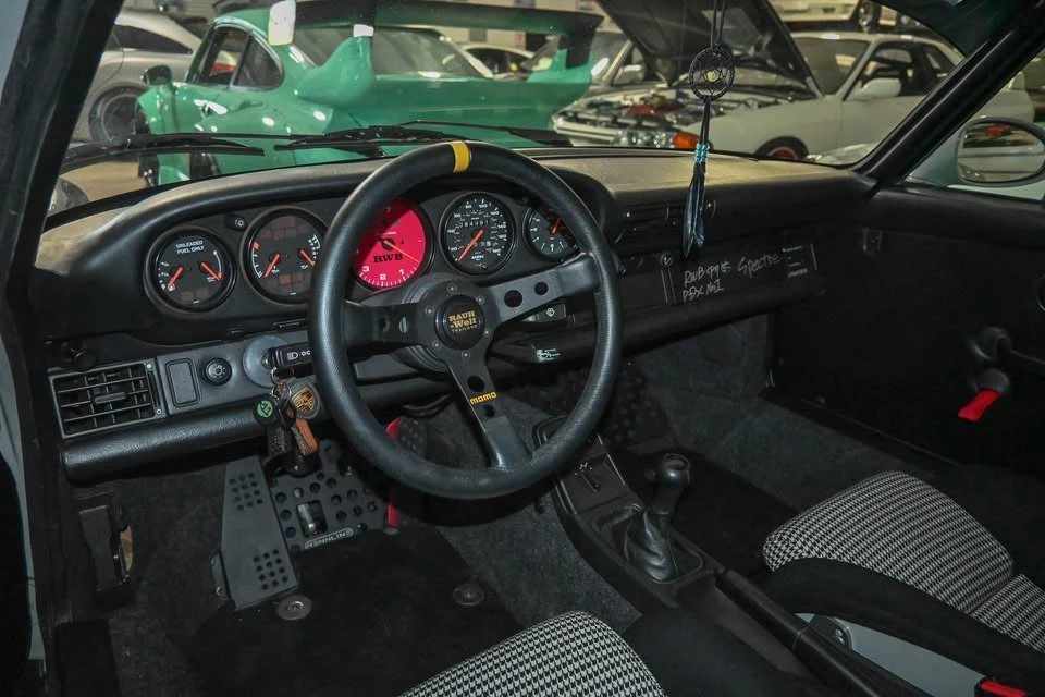 1989 Porsche 964 Carrera - Image 11 of 17