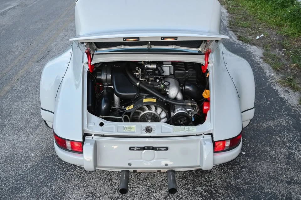1989 Porsche 964 Carrera - Image 9 of 17