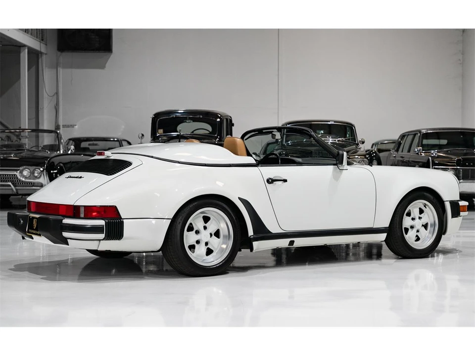 1989 Porsche 911 Carrera 3.2 - Image 7 of 31