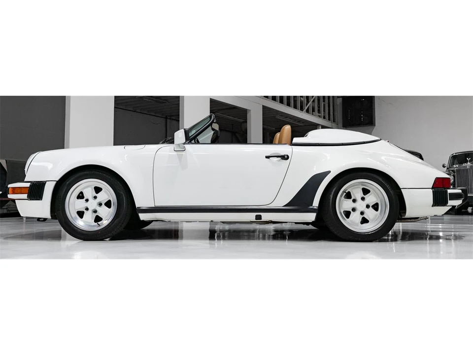 1989 Porsche 911 Carrera 3.2 - Image 11 of 31