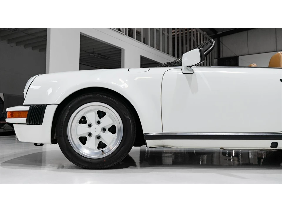 1989 Porsche 911 Carrera 3.2 - Image 12 of 31