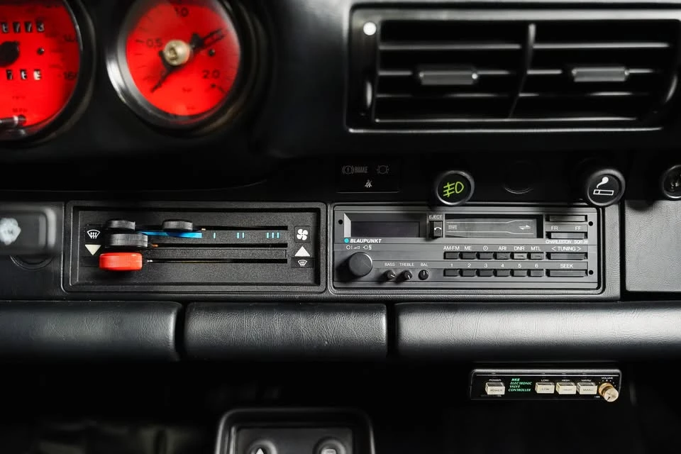 1989 Porsche 930 Turbo - Image 9 of 15