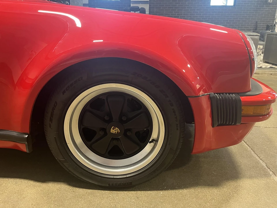 1989 Porsche 911 Carrera 3.2 - Image 28 of 31