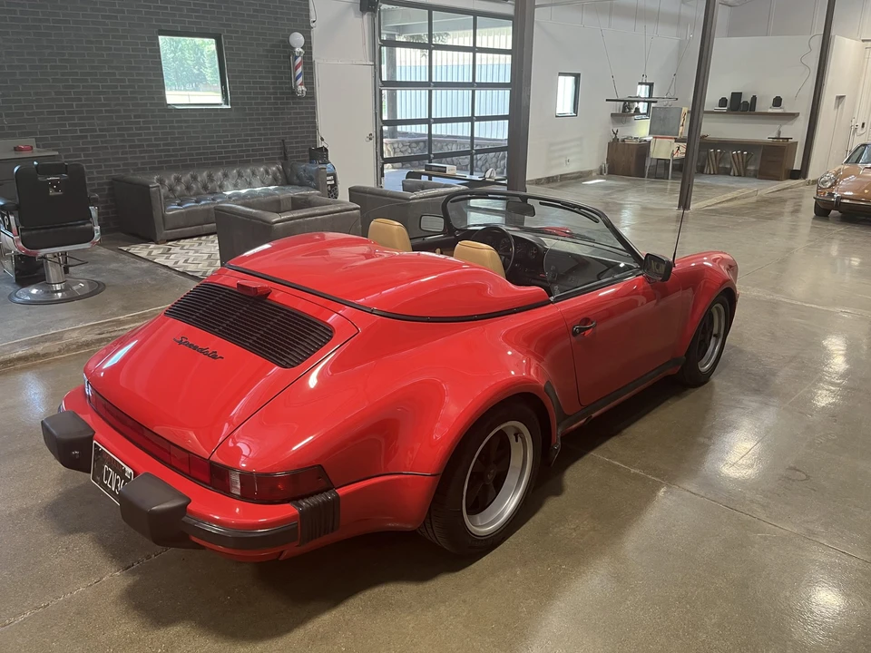 1989 Porsche 911 Carrera 3.2 - Image 14 of 31