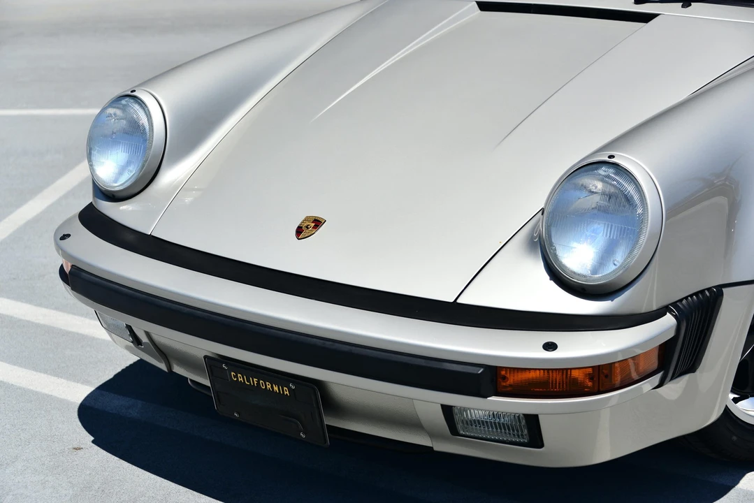 1989 Porsche 911 Carrera 3.2 - Image 18 of 31