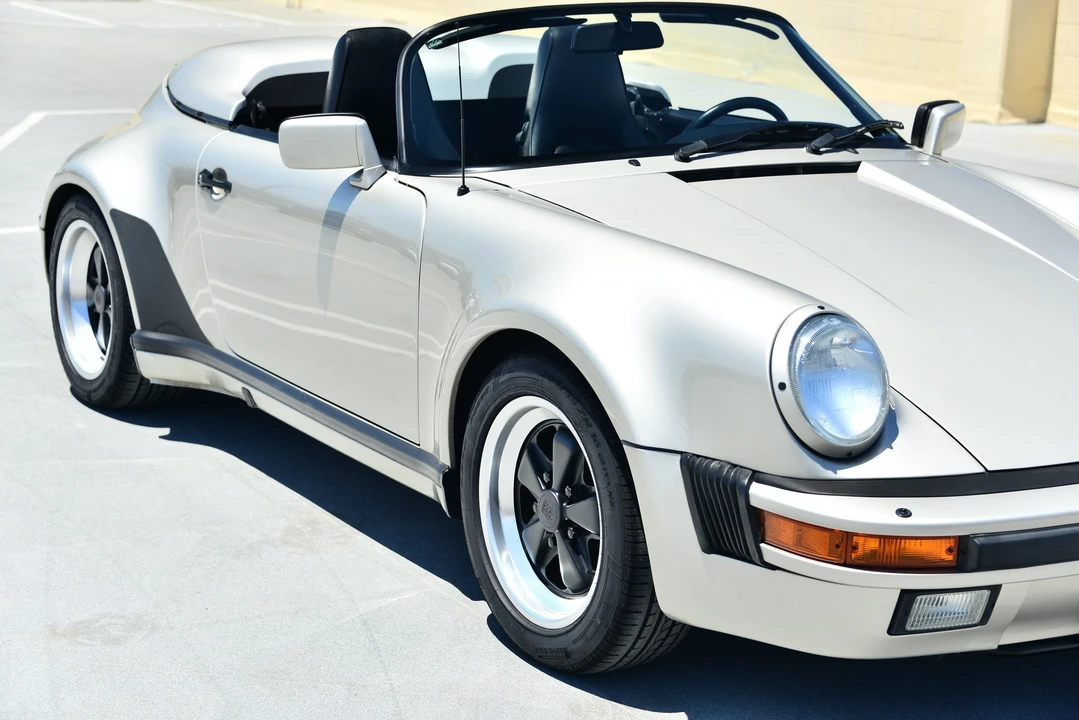 1989 Porsche 911 Carrera 3.2 - Image 29 of 31