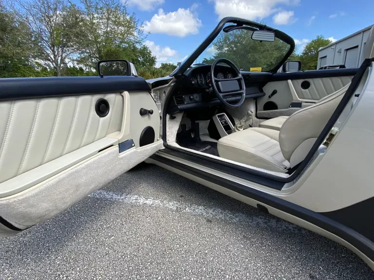 1989 Porsche 911 Carrera 3.2 - Image 30 of 31