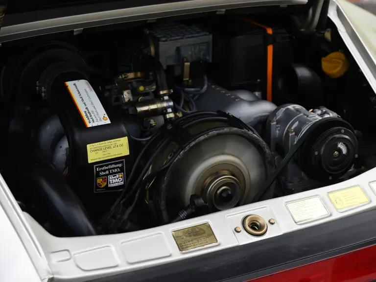 1989 Porsche 911 Carrera 3.2 - Image 4 of 31