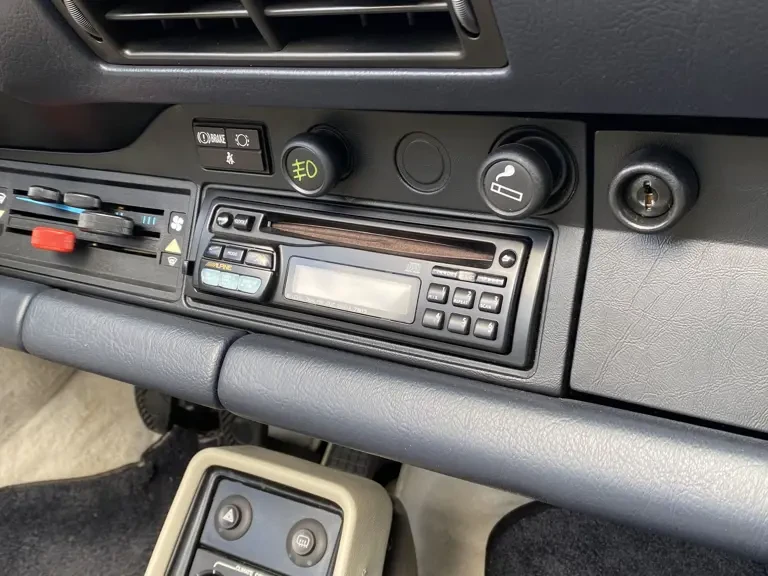 1989 Porsche 911 Carrera 3.2 - Image 28 of 31