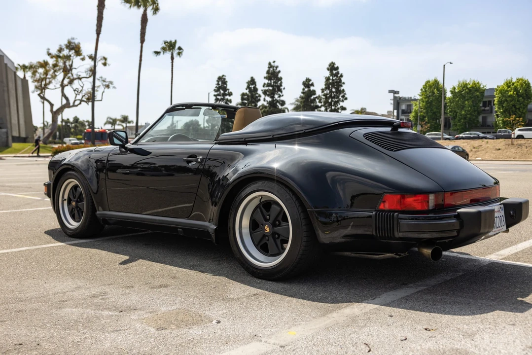 1989 Porsche 911 Carrera 3.2 - Image 6 of 31