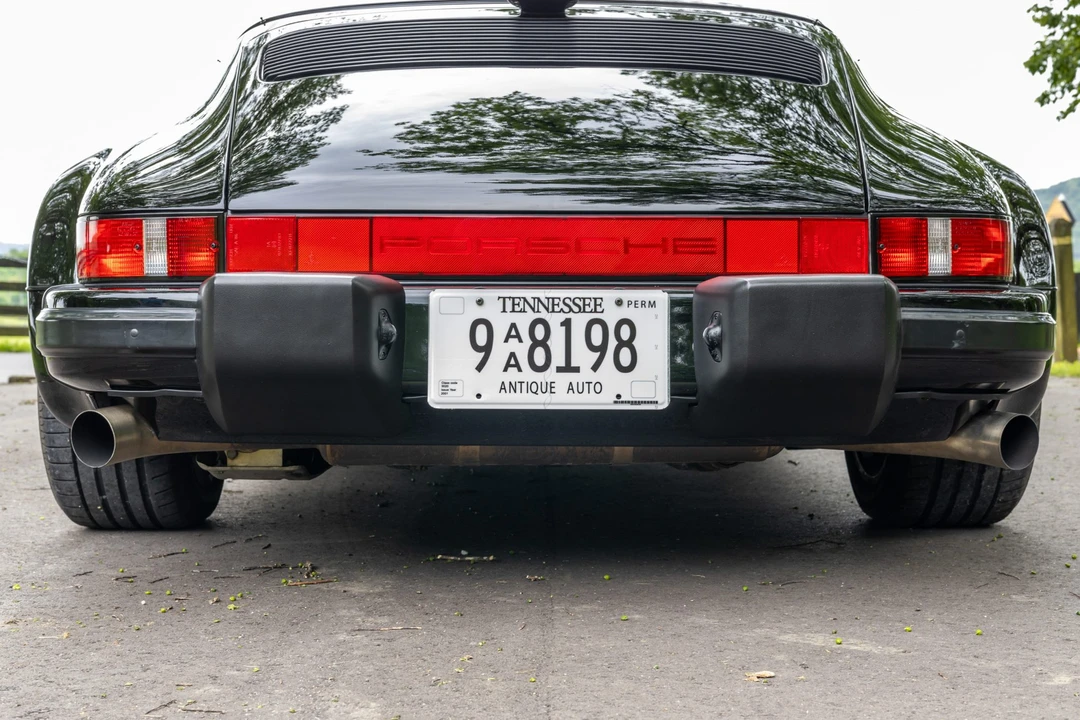 1989 Porsche 911 Carrera 3.2 - Image 16 of 31