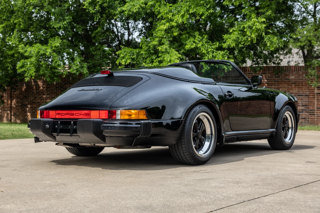 1989 Porsche 911 Carrera 3.2 - Image 6 of 31
