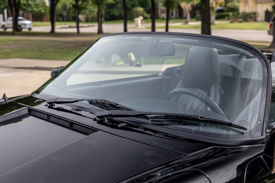 1989 Porsche 911 Carrera 3.2 - Image 30 of 31