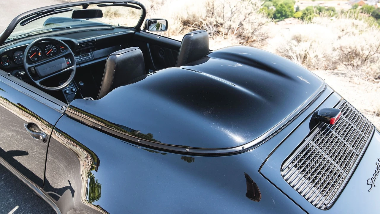 1989 Porsche 911 Carrera 3.2 - Image 19 of 31