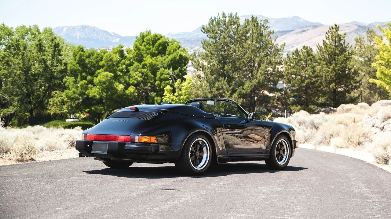 1989 Porsche 911 Carrera 3.2 - Image 15 of 31
