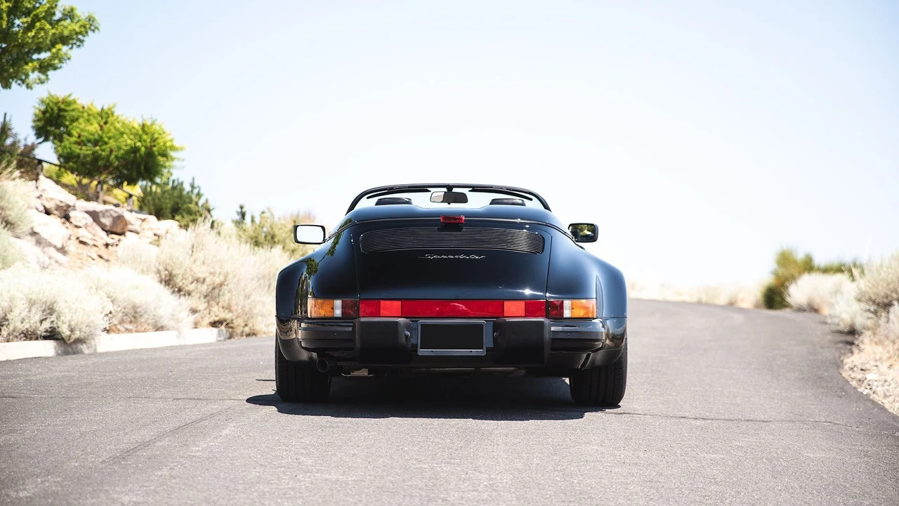 1989 Porsche 911 Carrera 3.2 - Image 2 of 31