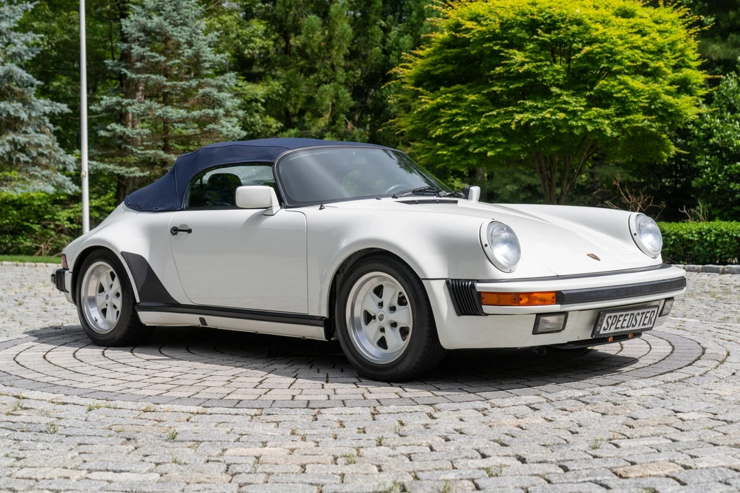 1989 Porsche 911 Carrera 3.2 - Image 16 of 31