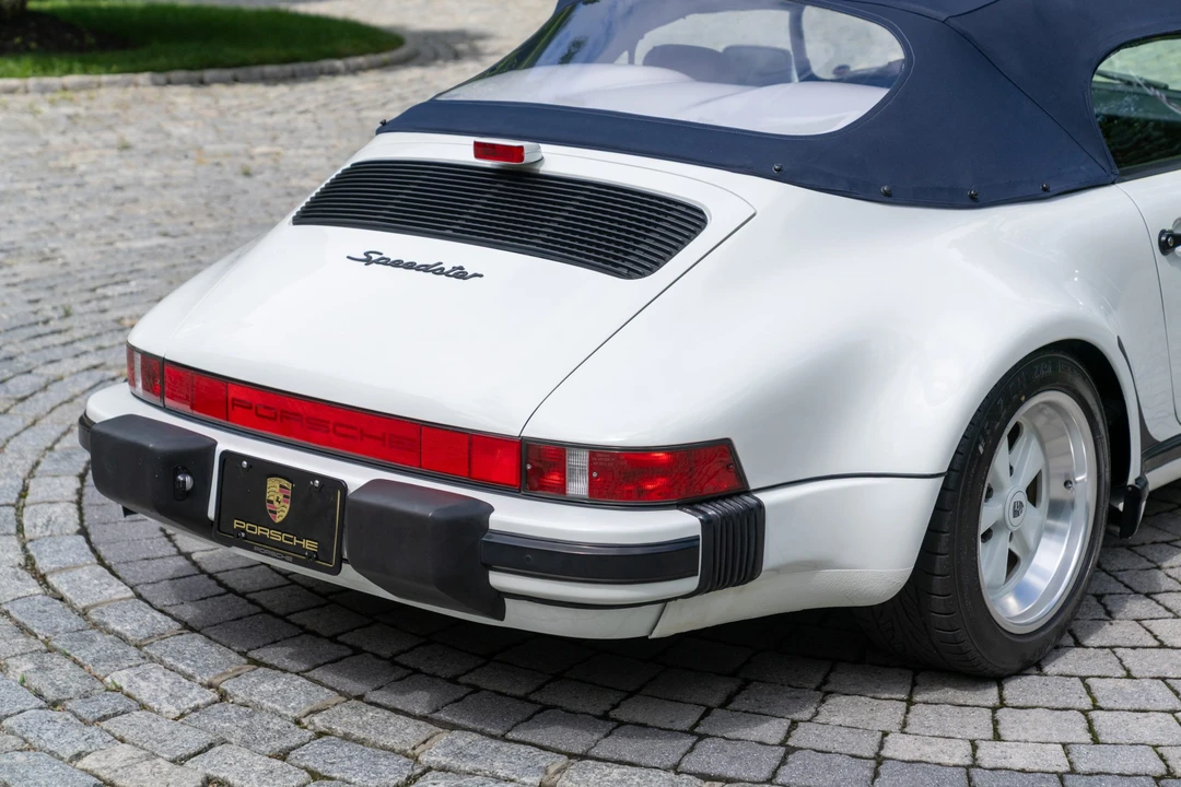 1989 Porsche 911 Carrera 3.2 - Image 25 of 31