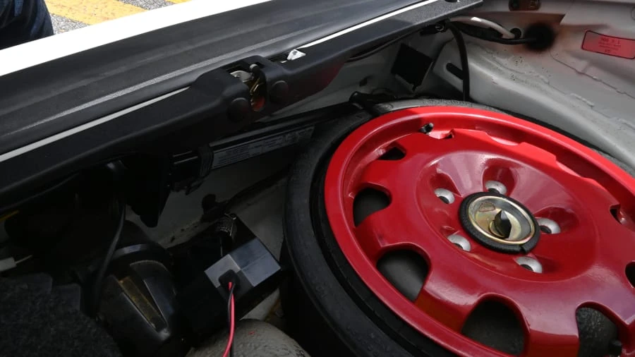 1989 Porsche 911 Carrera 3.2 - Image 12 of 13