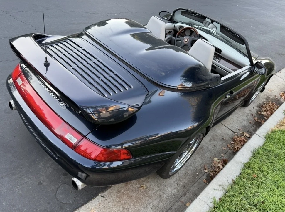 1989 Porsche 911 Carrera 3.2 - Image 16 of 21