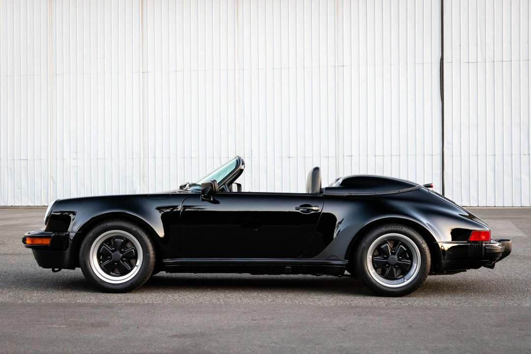 1989 Porsche 911 Carrera 3.2 - Image 25 of 31