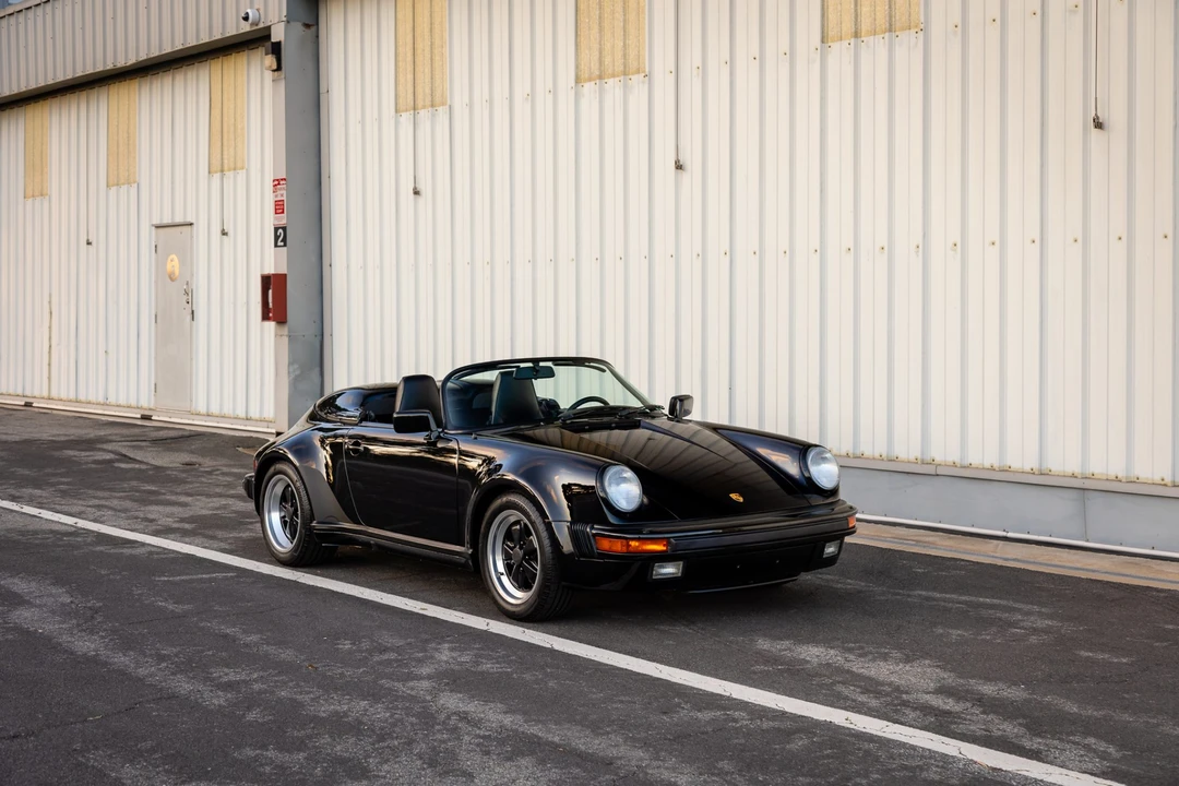 1989 Porsche 911 Carrera 3.2 - Image 9 of 31