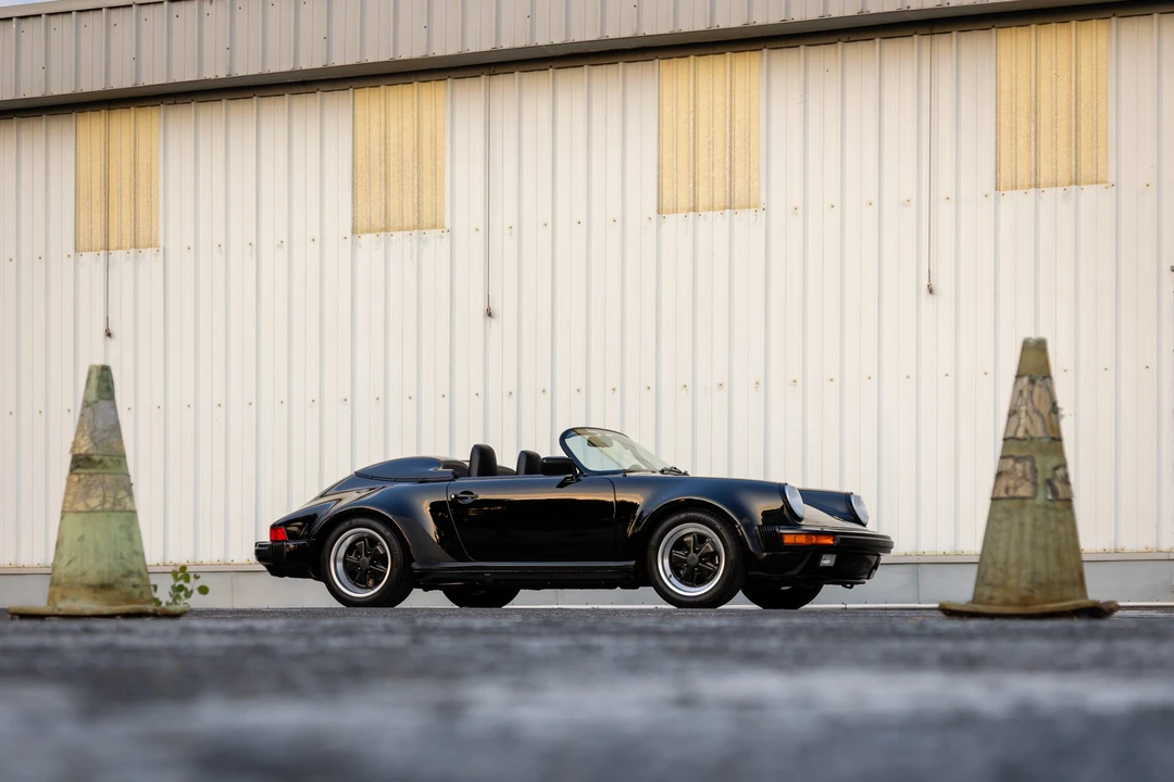 1989 Porsche 911 Carrera 3.2 - Image 12 of 31
