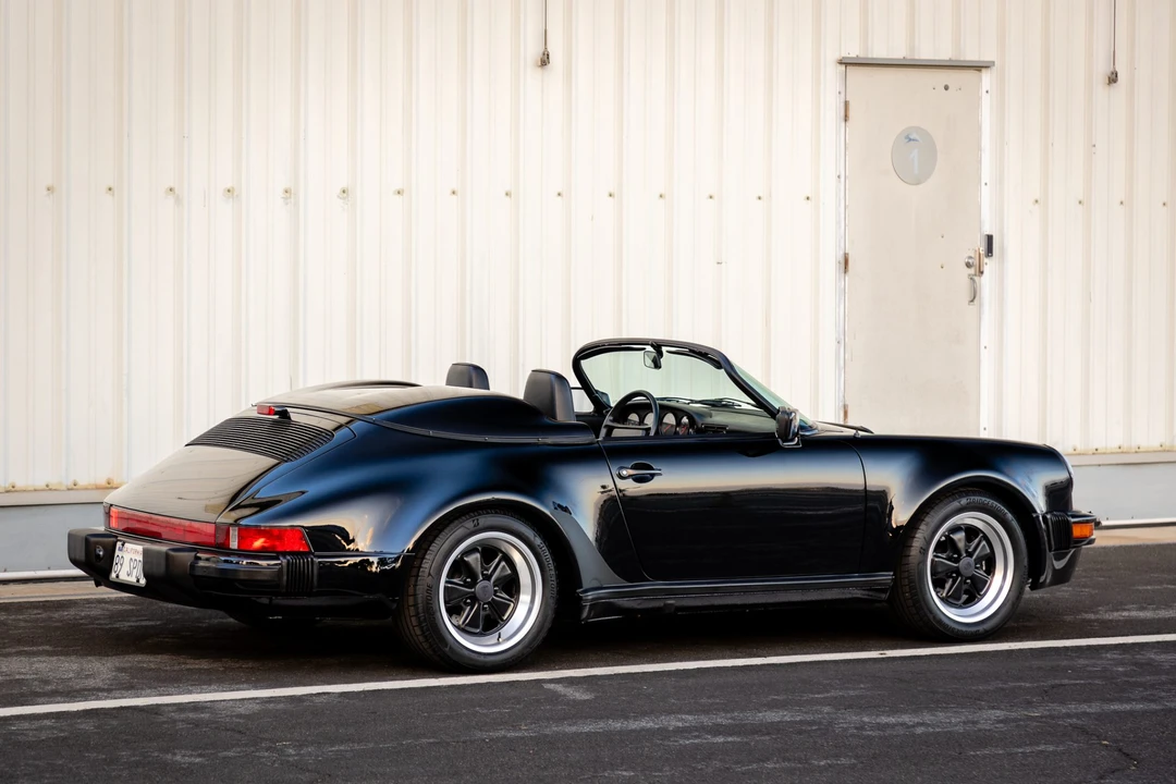 1989 Porsche 911 Carrera 3.2 - Image 15 of 31