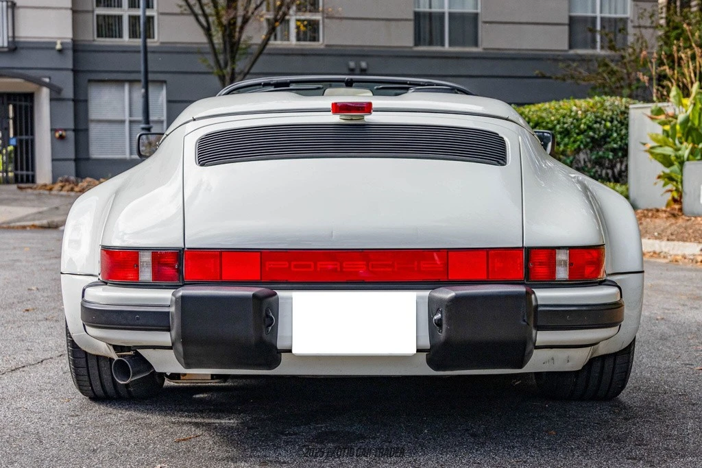 1989 Porsche 911 Carrera 3.2 - Image 7 of 12