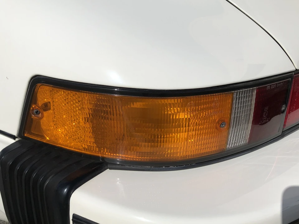 1989 Porsche 911 Carrera 3.2 - Image 27 of 31