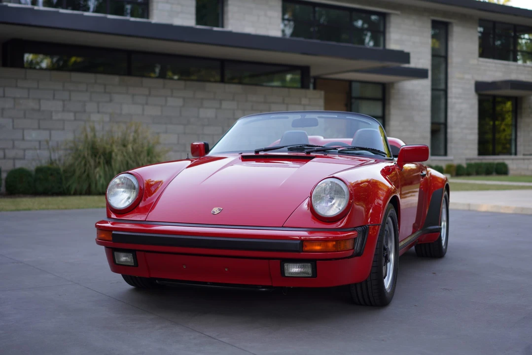1989 Porsche 911 Carrera 3.2 - Image 15 of 31