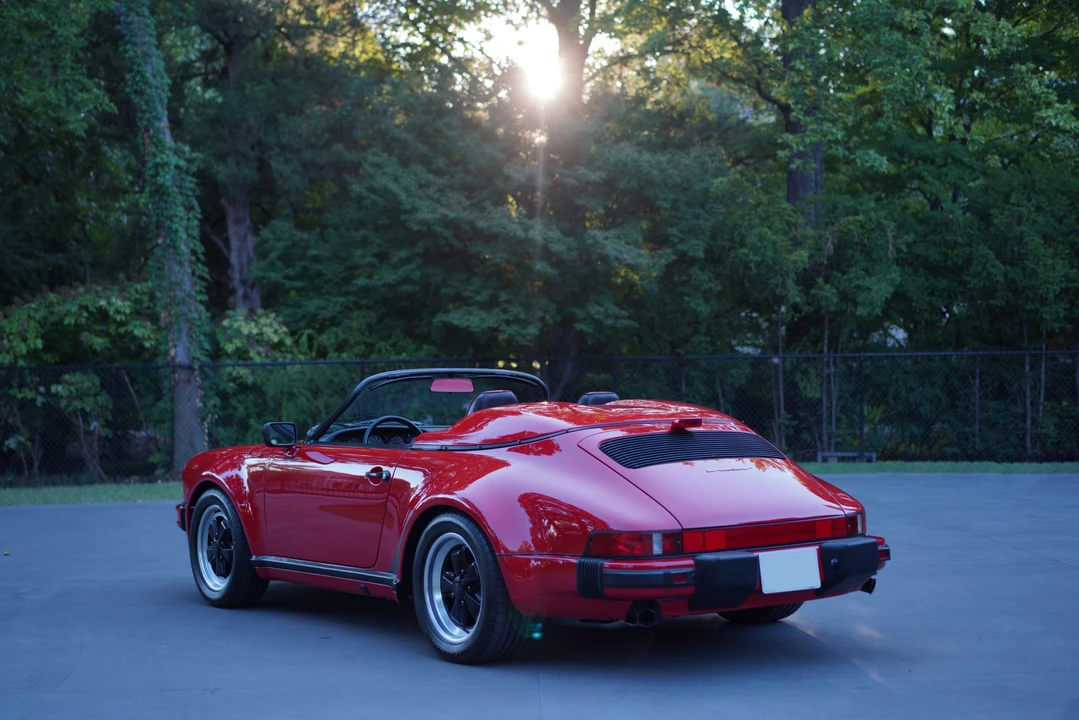 1989 Porsche 911 Carrera 3.2 - Image 6 of 31