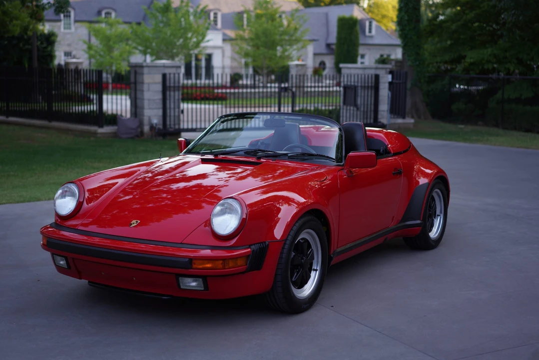 1989 Porsche 911 Carrera 3.2 - Image 2 of 31