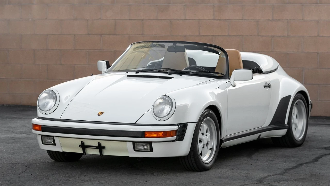 1989 Porsche 911 Carrera 3.2 - Image 15 of 31