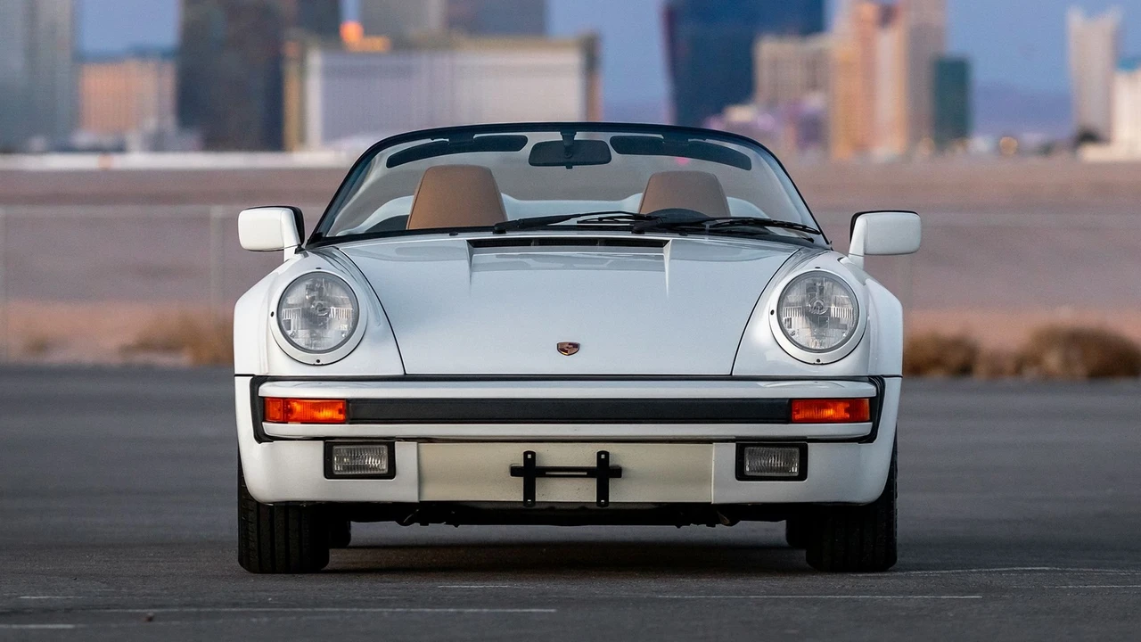 1989 Porsche 911 Carrera 3.2 - Image 7 of 31