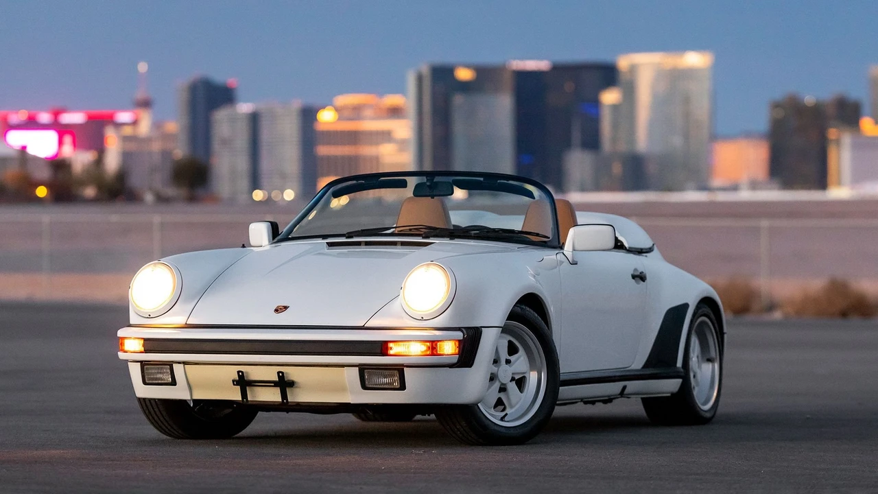 1989 Porsche 911 Carrera 3.2 - Image 8 of 31