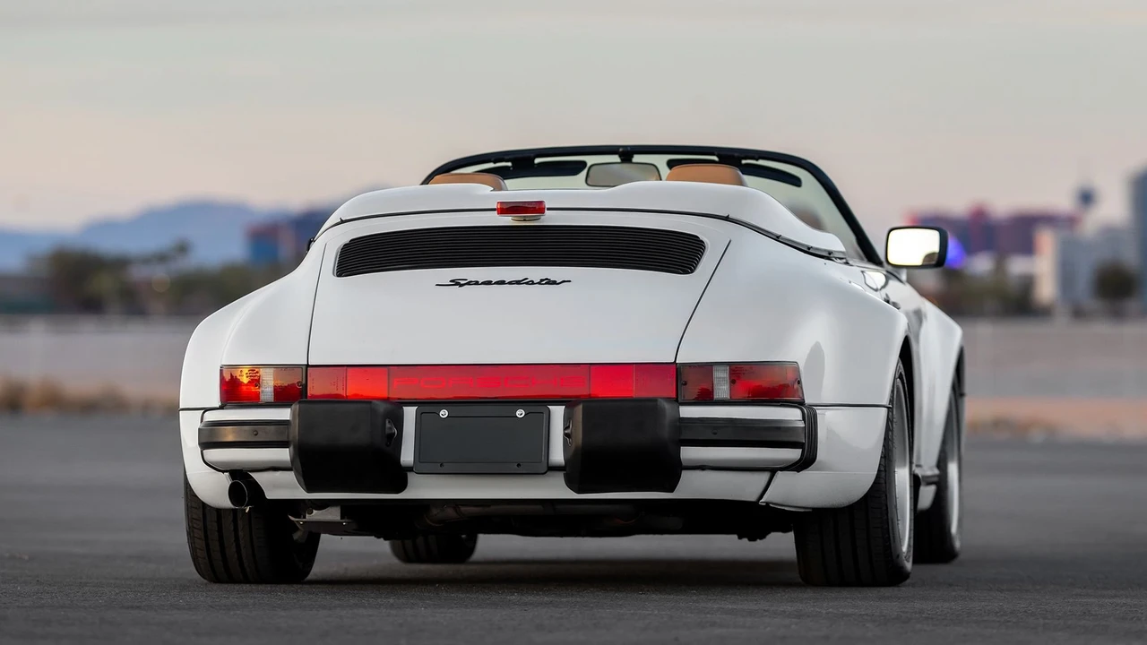 1989 Porsche 911 Carrera 3.2 - Image 20 of 31