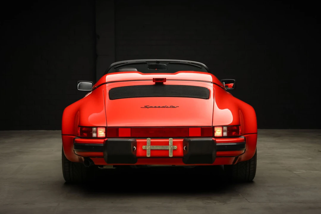 1989 Porsche 911 Carrera 3.2 - Image 16 of 31