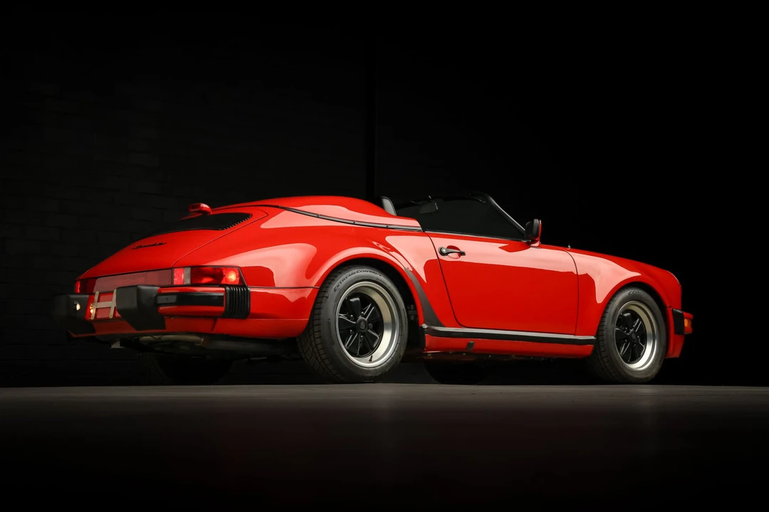 1989 Porsche 911 Carrera 3.2 - Image 13 of 31