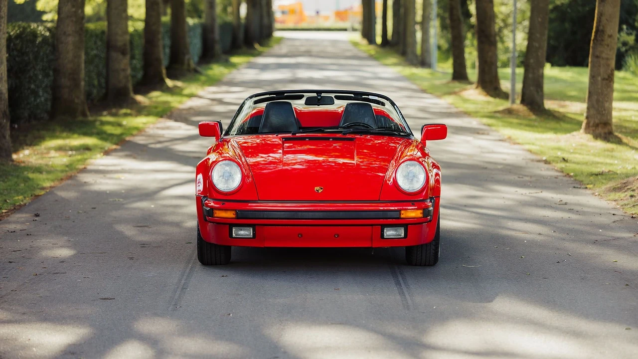 1989 Porsche 911 Carrera 3.2 - Image 14 of 31