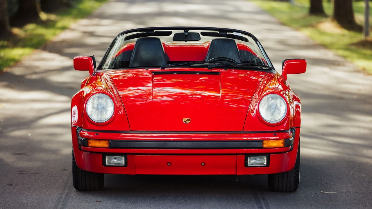 1989 Porsche 911 Carrera 3.2 - Image 4 of 31