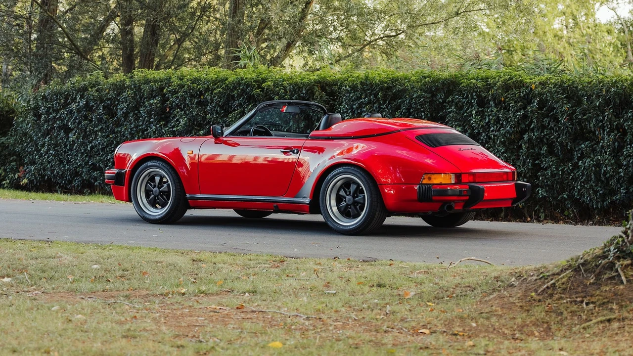 1989 Porsche 911 Carrera 3.2 - Image 31 of 31