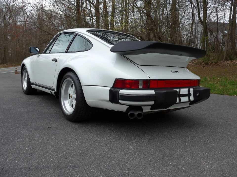 1989 Porsche 930 Turbo - Image 8 of 31