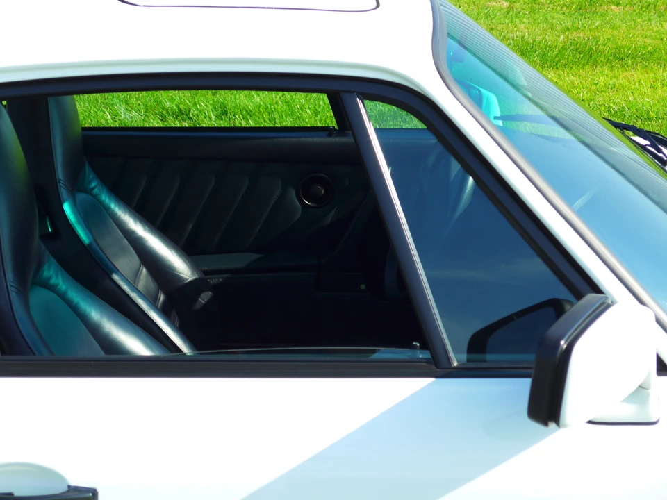 1989 Porsche 930 Turbo - Image 15 of 31