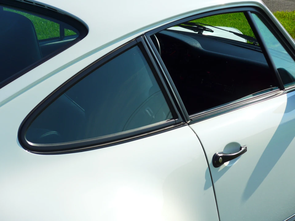 1989 Porsche 930 Turbo - Image 14 of 31