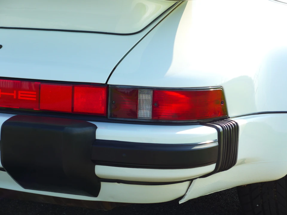 1989 Porsche 930 Turbo - Image 13 of 31