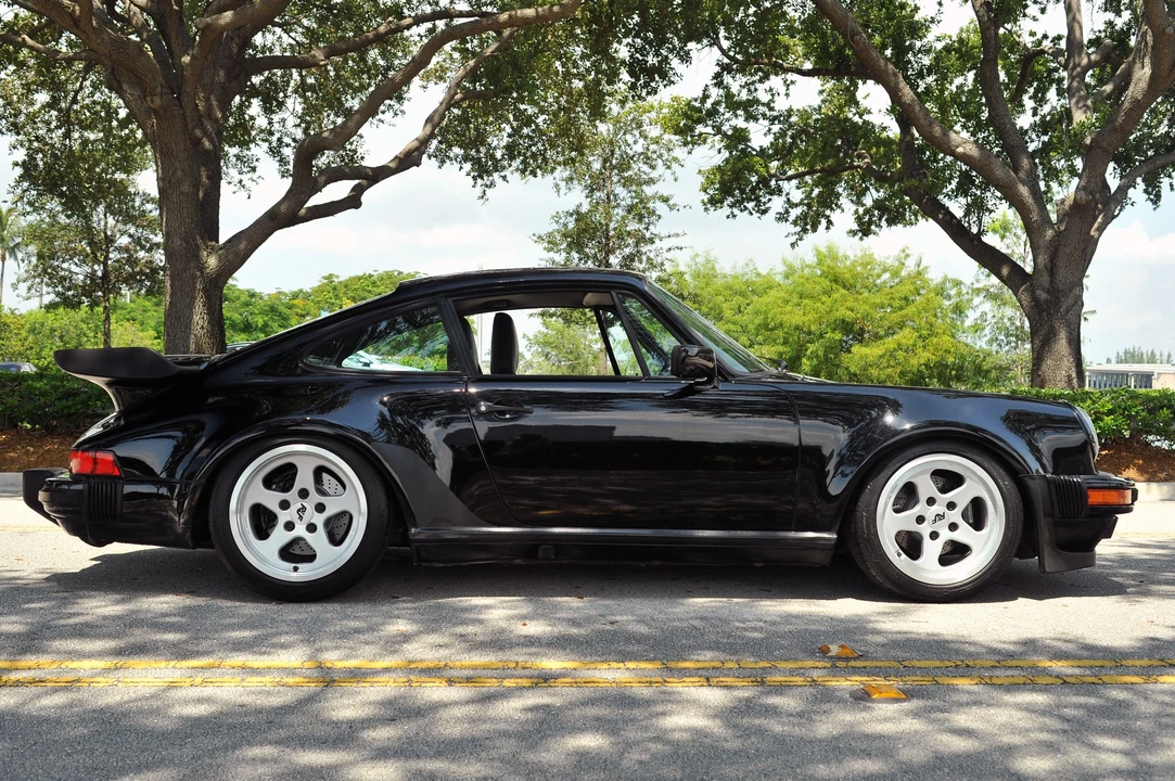 1989 Porsche 930 Turbo - Image 13 of 31