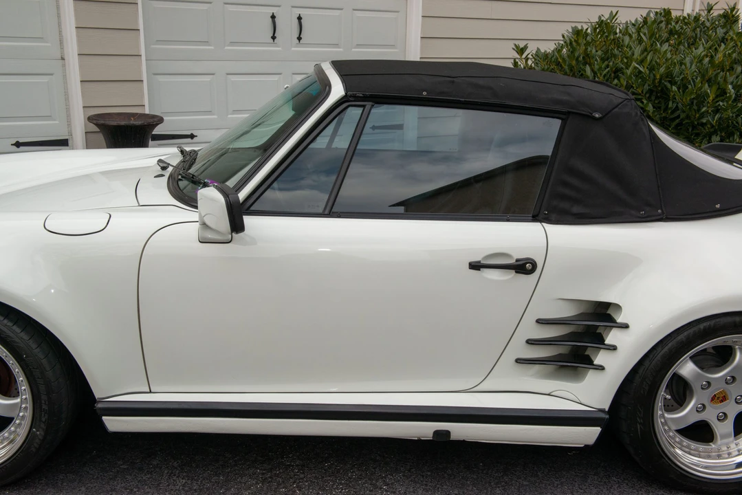 1989 Porsche 930 Turbo - Image 13 of 31
