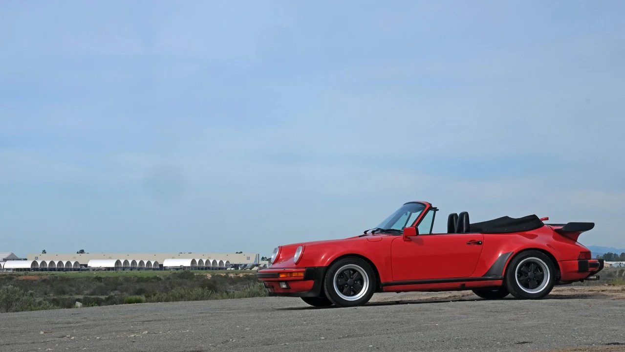 1989 Porsche 930 Turbo - Image 13 of 31